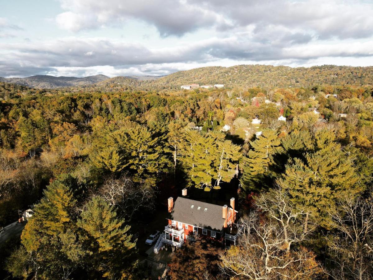The Applewood Manor Bed & Breakfast แอชวิลล์ ภายนอก รูปภาพ