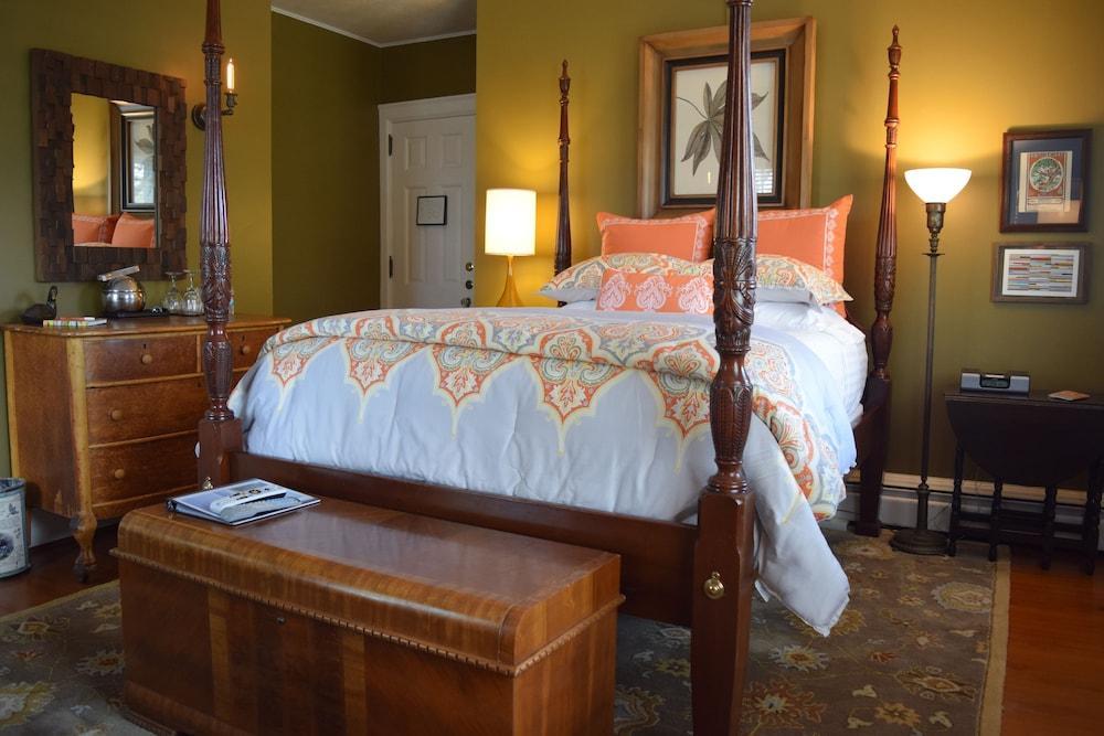 The Applewood Manor Bed & Breakfast แอชวิลล์ ภายนอก รูปภาพ