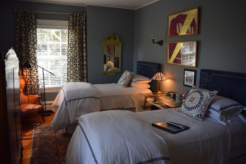 The Applewood Manor Bed & Breakfast แอชวิลล์ ภายนอก รูปภาพ