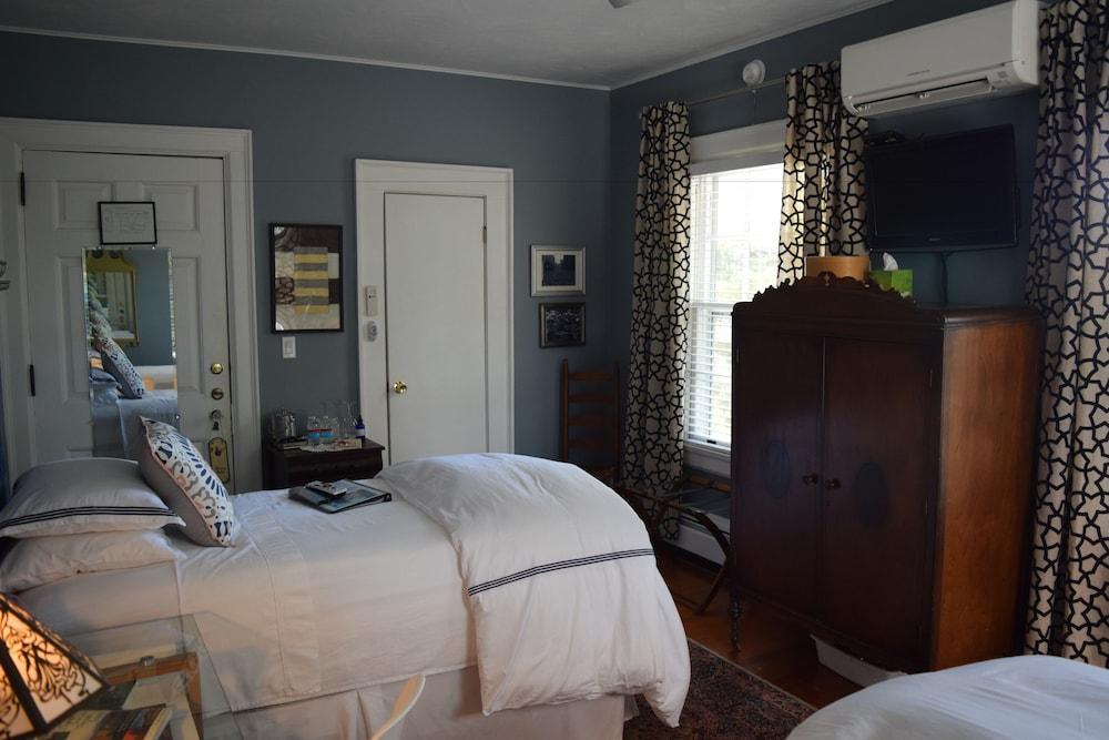 The Applewood Manor Bed & Breakfast แอชวิลล์ ภายนอก รูปภาพ