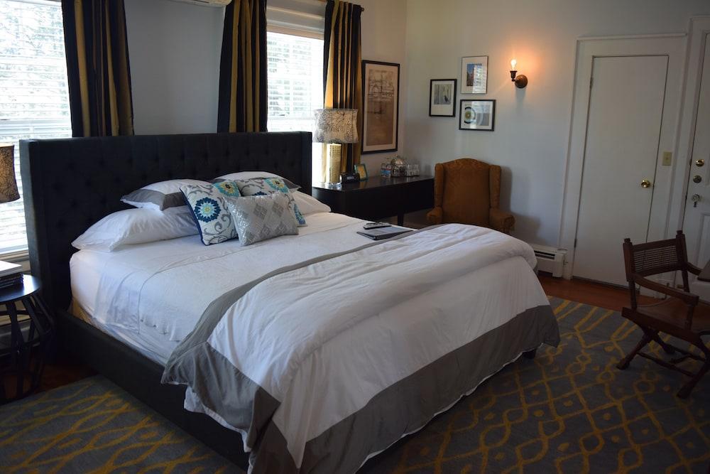 The Applewood Manor Bed & Breakfast แอชวิลล์ ภายนอก รูปภาพ