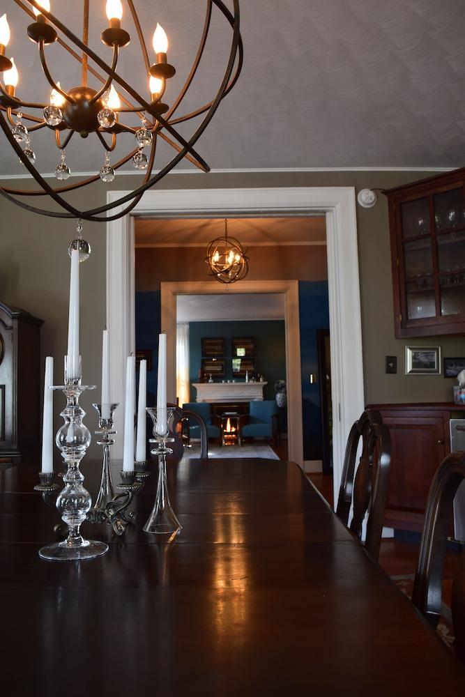The Applewood Manor Bed & Breakfast แอชวิลล์ ภายนอก รูปภาพ
