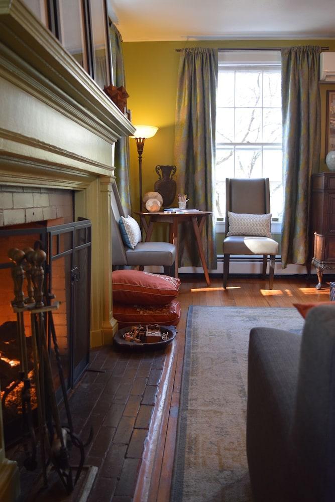 The Applewood Manor Bed & Breakfast แอชวิลล์ ภายนอก รูปภาพ